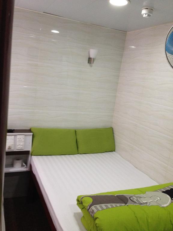 Cebu Hostel Hong Kong Room photo